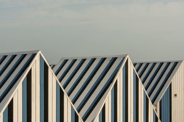 Explore london"s historic streets with the top guided walking tours: a journey through time!